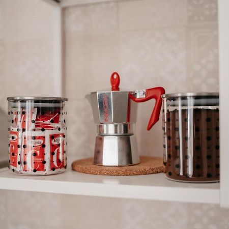 Brombeis Fantastica By Casa Napoletana - Town Center Apartment Наполи Екстериор снимка